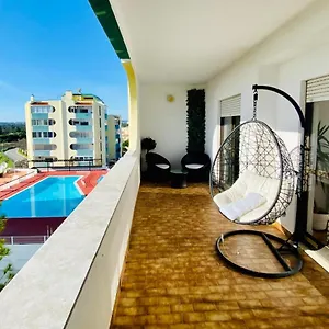 https://apartment-parque-de-amendoeiras.hotelaalgarve.com